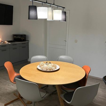 Exklusive Ferienwohnung Im Zentrum Von Plauen Esterno foto